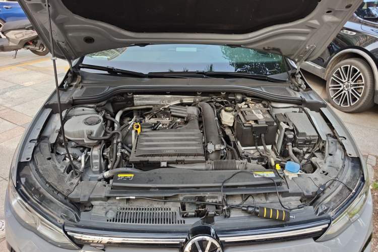 Used Volkswagen Golf 2021 280TSI DSG R-Line Engine Bay