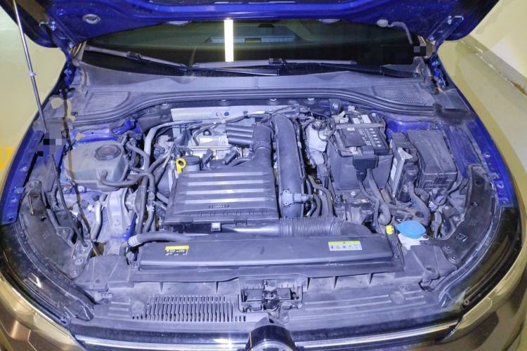 Used Volkswagen Golf 2021 280TSI DSG R-Line Engine Bay