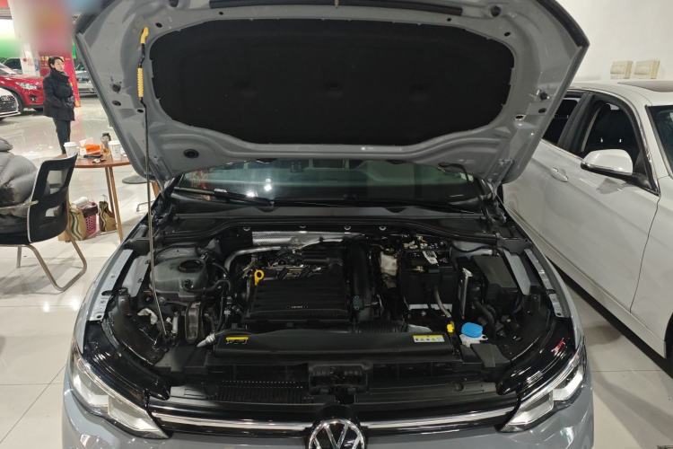 Used Volkswagen Golf 2021 280TSI DSG Pro Engine Bay