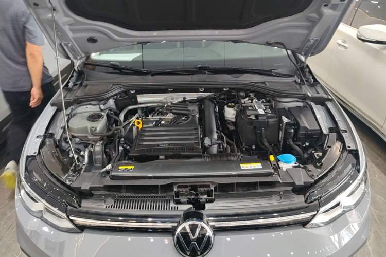 Used Volkswagen Golf 2021 280TSI DSG 30th Anniversary Edition Engine Bay