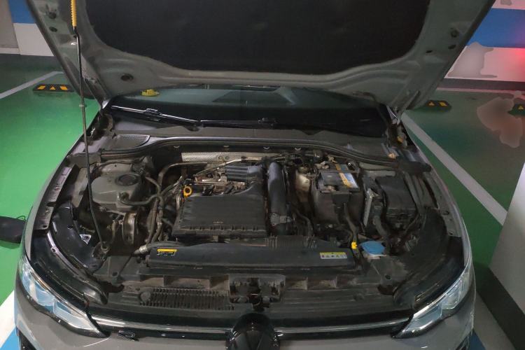 Used Volkswagen Golf 2021 280TSI DSG R-Line Engine Bay