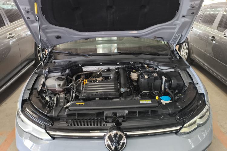Used Volkswagen Golf 2021 280TSI DSG Pro Engine Bay