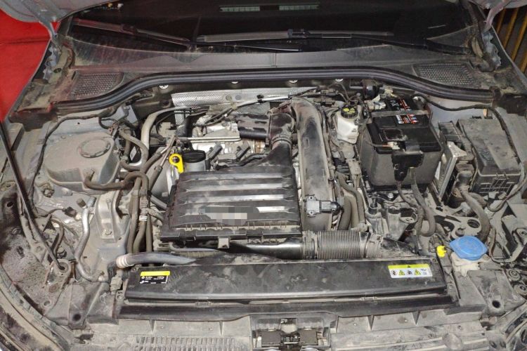 Used Volkswagen Golf 2021 280TSI DSG Pro Engine Bay