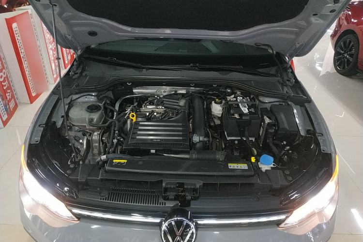 Used Volkswagen Golf 2021 280TSI DSG Pro Engine Bay