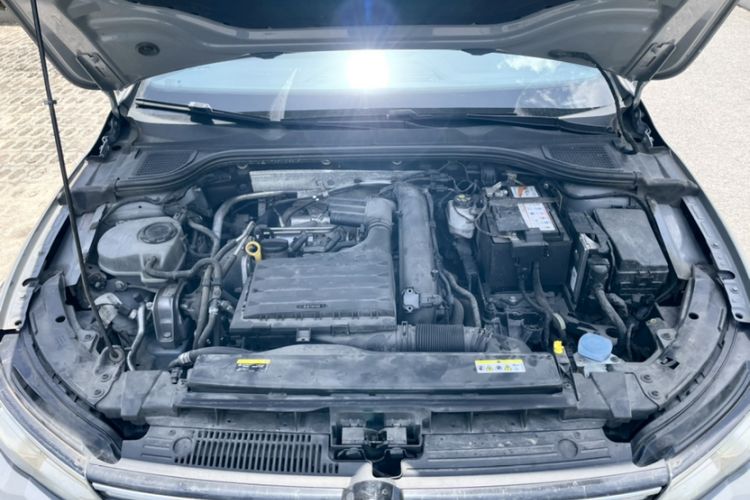 Used Volkswagen Golf 2021 280TSI DSG R-Line Engine Bay