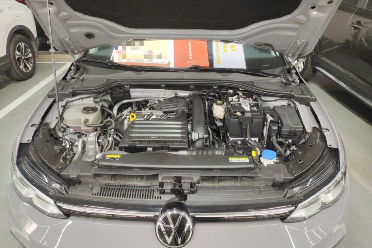 Used Volkswagen Golf 2021 280TSI DSG Pro Engine Bay