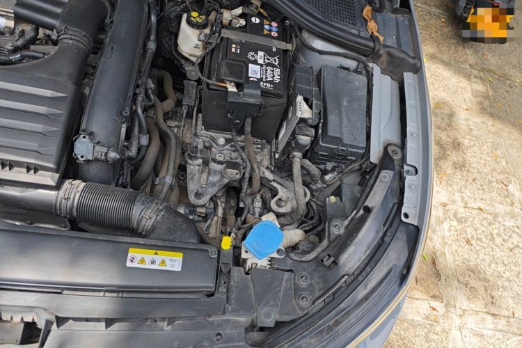 Used Volkswagen Golf 2021 280TSI DSG Pro Engine Bay Left