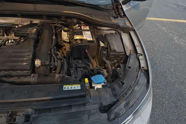 Used Volkswagen Golf 2021 280TSI DSG Pro Engine Bay Left