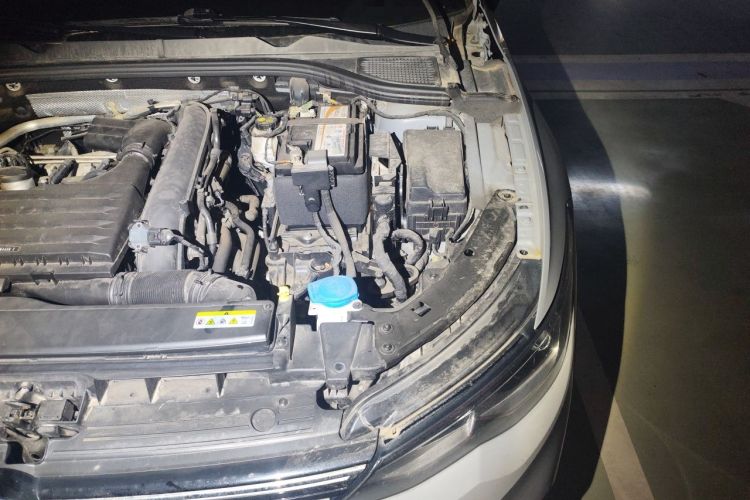 Used Volkswagen Golf 2021 280TSI DSG Pro Engine Bay Left