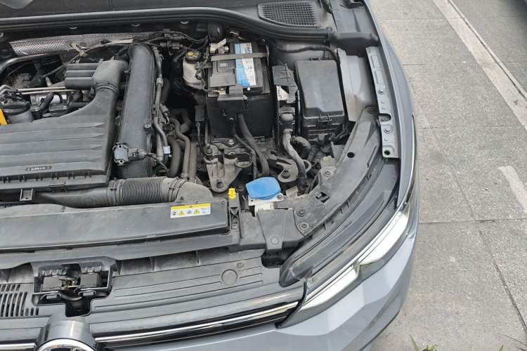 Used Volkswagen Golf 2021 280TSI DSG Pro Engine Bay Left