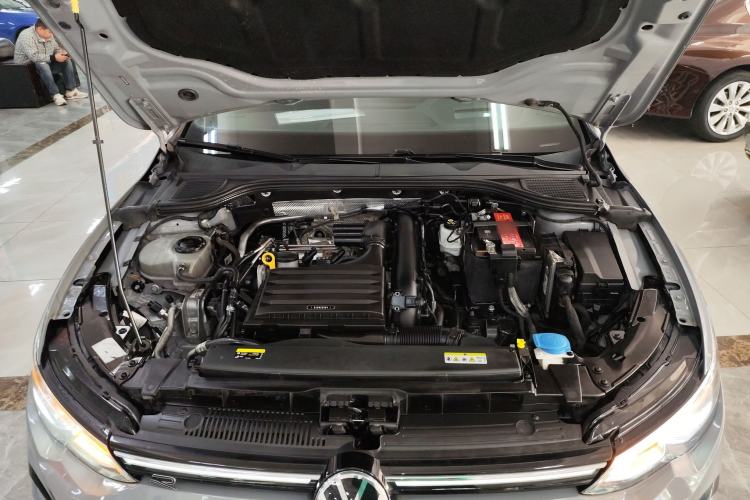 Used Volkswagen Golf 2021 280TSI DSG R-Line Engine Bay