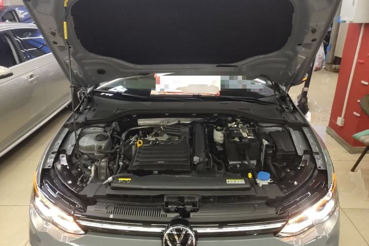 Used Volkswagen Golf 2021 280TSI DSG Pro Engine Bay