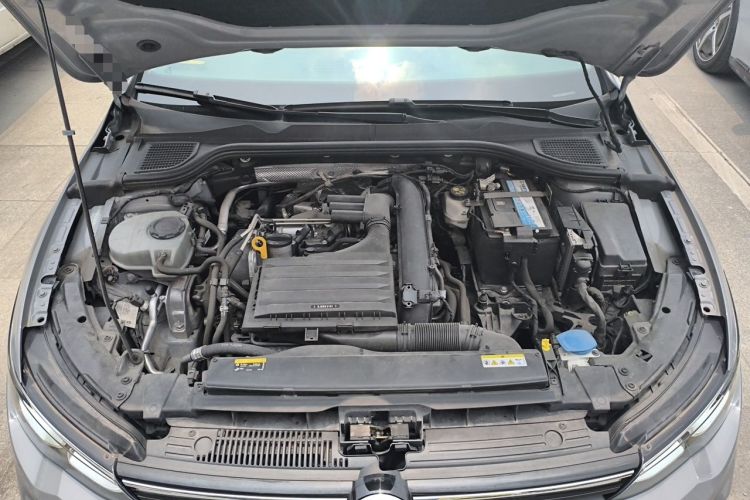Used Volkswagen Golf 2021 280TSI DSG Pro Engine Bay