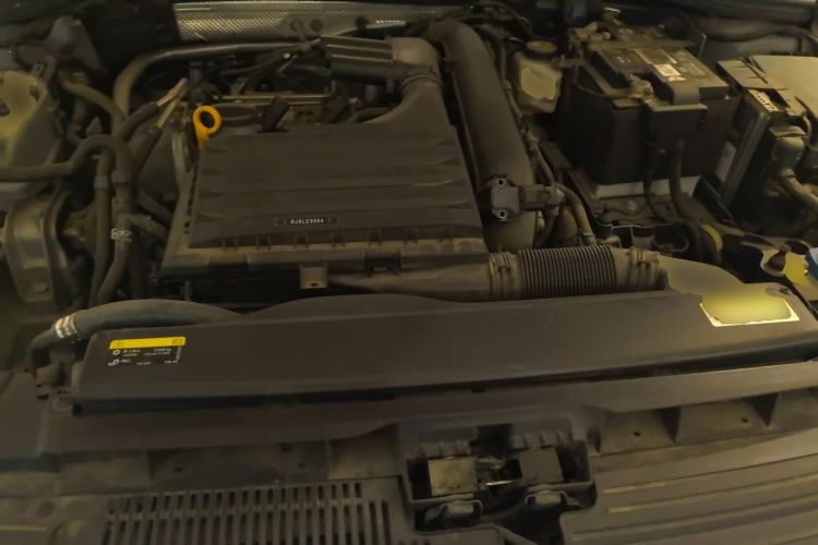 Used Volkswagen Golf 2021 280TSI DSG R-Line Engine Bay