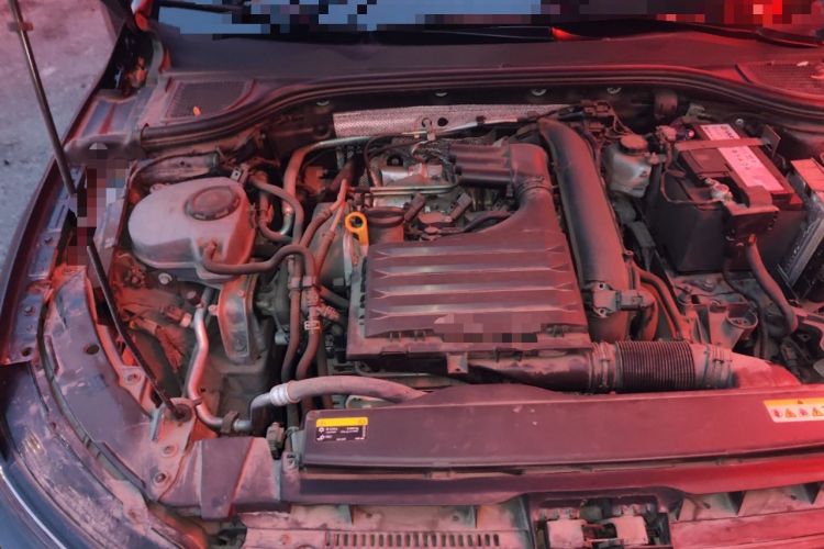 Used Volkswagen Golf 2021 280TSI DSG R-Line Engine Bay Right