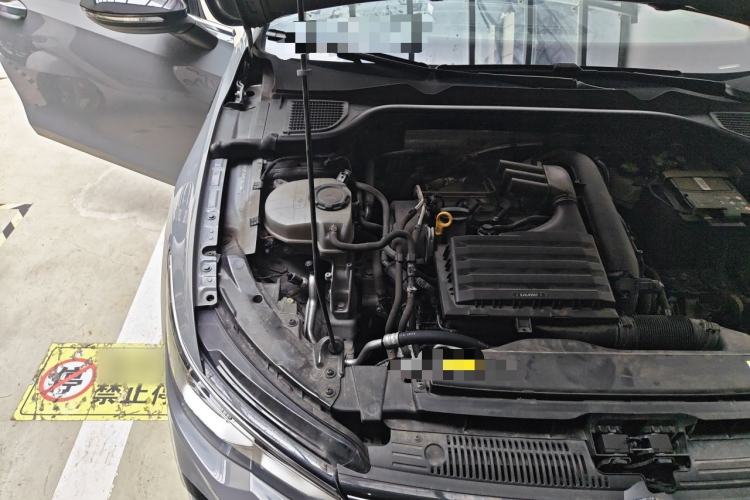 Used Volkswagen Golf 2021 280TSI DSG R-Line Engine Bay Right