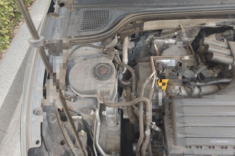 Used Volkswagen Golf 2021 280TSI DSG R-Line Engine Bay Right