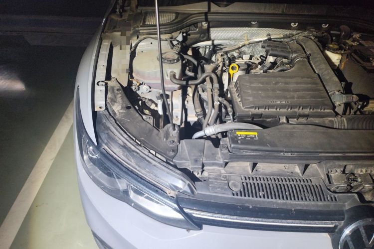 Used Volkswagen Golf 2021 280TSI DSG Pro Engine Bay Right