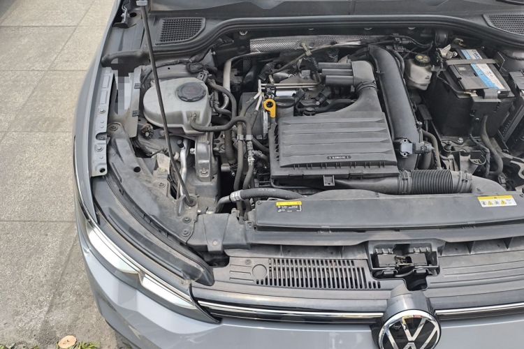 Used Volkswagen Golf 2021 280TSI DSG Pro Engine Bay Right
