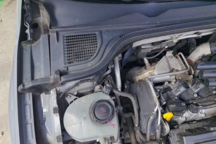 Used Volkswagen Golf 2021 280TSI DSG Pro Engine Bay Right