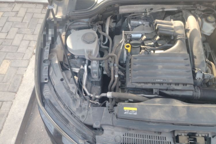 Used Volkswagen Golf 2021 280TSI DSG R-Line Engine Bay Right