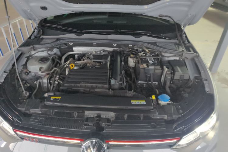 Used Volkswagen Golf 2021 200TSI DSG Pro Engine Bay