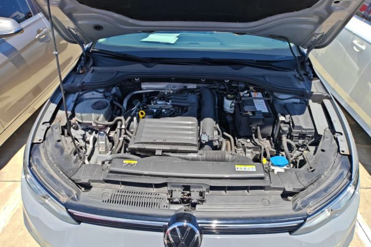 Used Volkswagen Golf 2021 280TSI DSG Pro First Edition Engine Bay