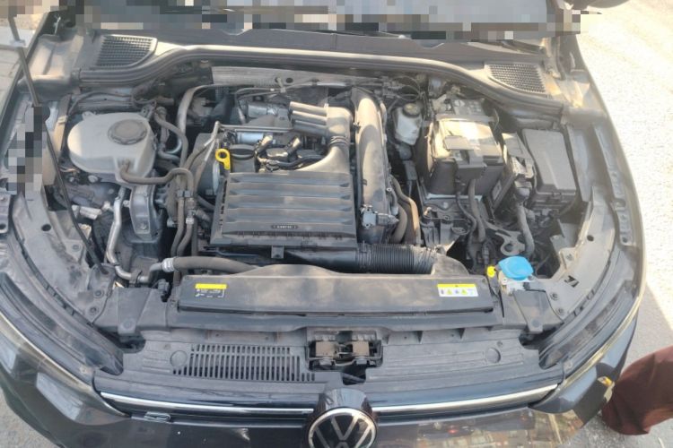 Used Volkswagen Golf 2021 280TSI DSG R-Line Engine Bay