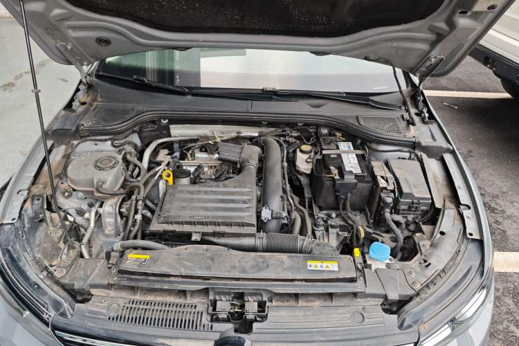 Used Volkswagen Golf 2021 280TSI DSG Pro First Edition Engine Bay