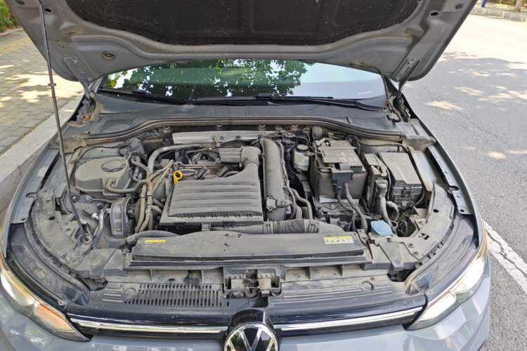 Used Volkswagen Golf 2021 280TSI DSG Pro Engine Bay