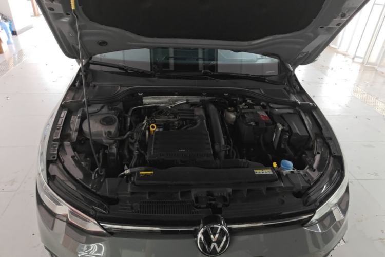 Used Volkswagen Golf 2021 280TSI DSG Pro Engine Bay