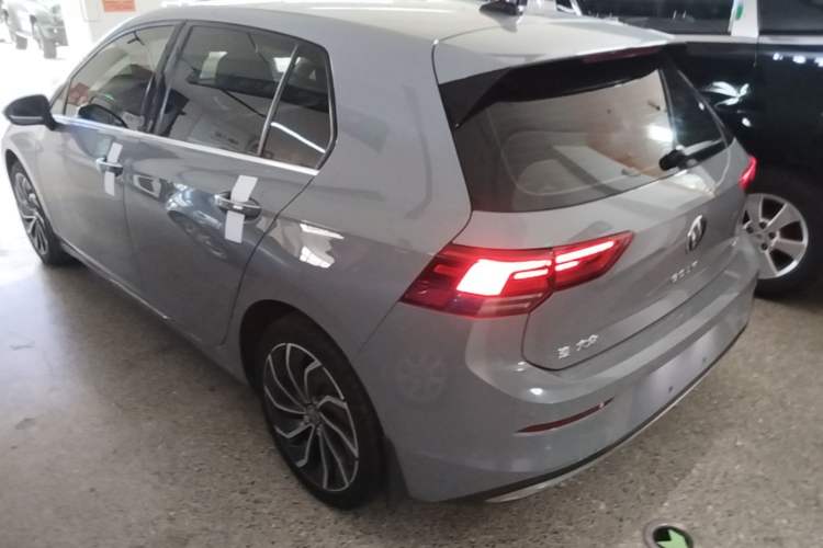 Used Volkswagen Golf 2021 280TSI DSG Pro Exterior 2