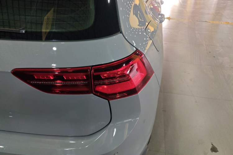 Used Volkswagen Golf 2021 280TSI DSG R-Line Exterior 3