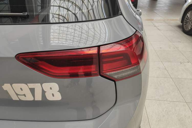 Used Volkswagen Golf 2021 280TSI DSG 30th Anniversary Edition Exterior 3