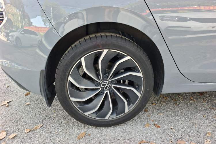 Used Volkswagen Golf 2021 280TSI DSG Pro First Edition Exterior 5