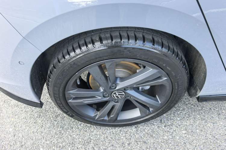 Used Volkswagen Golf 2021 280TSI DSG R-Line Exterior 8