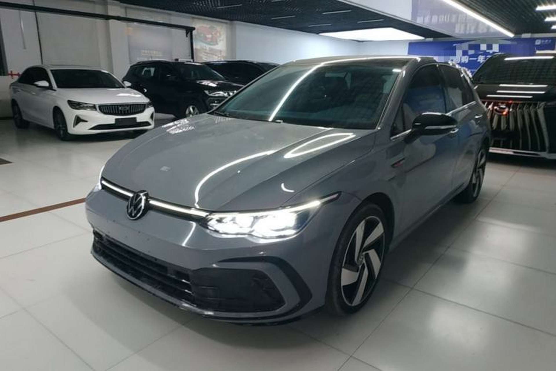Used Volkswagen Golf 2021 280TSI DSG Pro Front Left 45 Deg