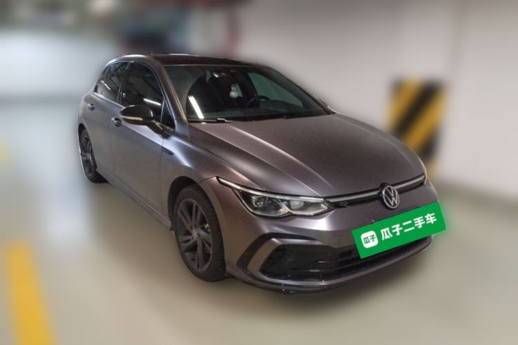 Used Volkswagen Golf 2021 280TSI DSG R-Line Front Right 45 Deg