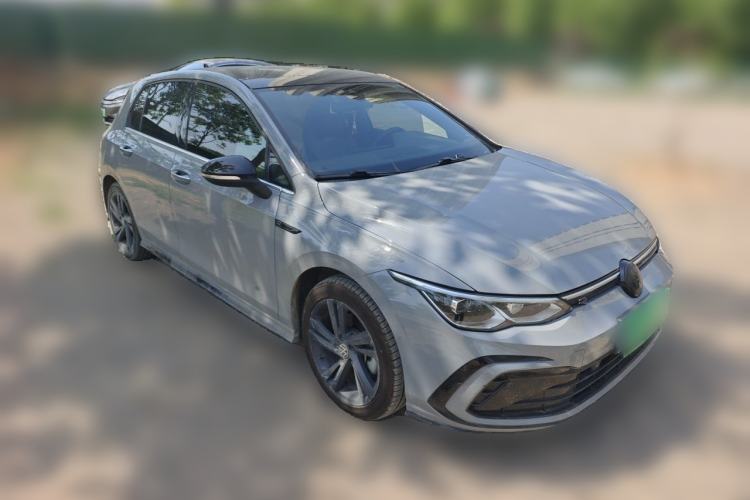 Used Volkswagen Golf 2021 280TSI DSG R-Line Front Right 45 Deg