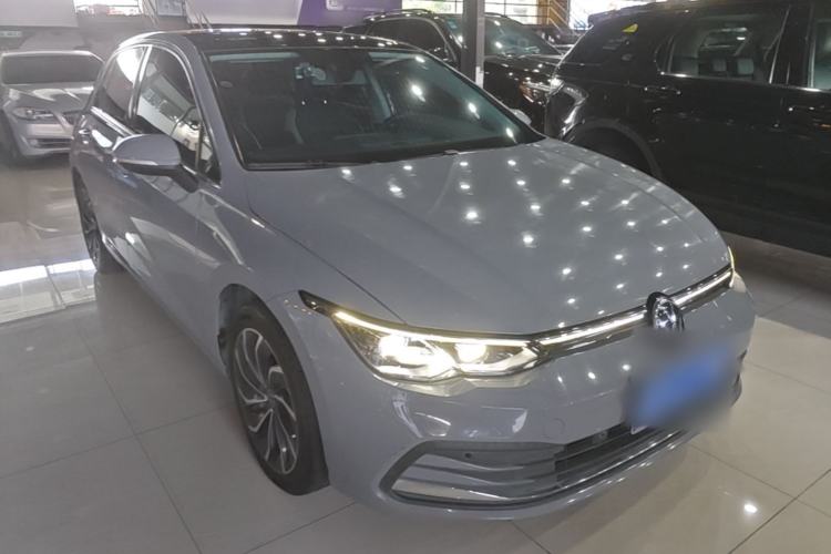 Used Volkswagen Golf 2021 280TSI DSG Pro Front Right 45 Deg
