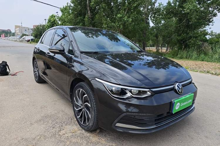 Used Volkswagen Golf 2021 280TSI DSG Pro Front Right 45 Deg