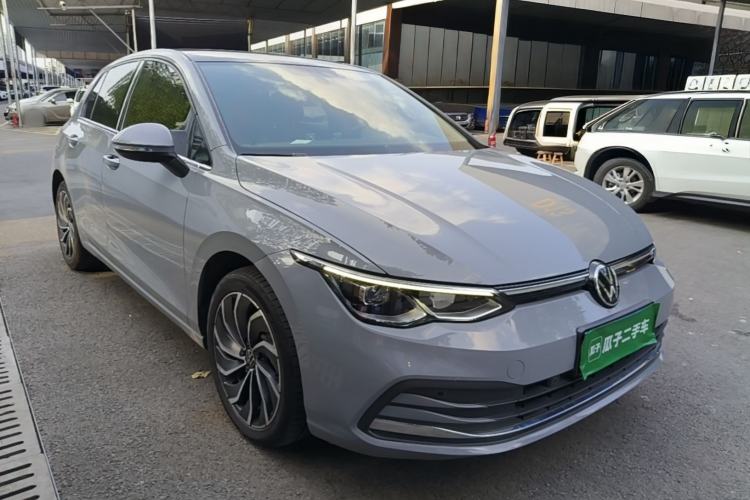 Used Volkswagen Golf 2021 280TSI DSG Pro Front Right 45 Deg