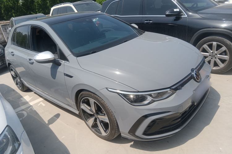 Used Volkswagen Golf 2021 280TSI DSG R-Line Front Right 45 Deg