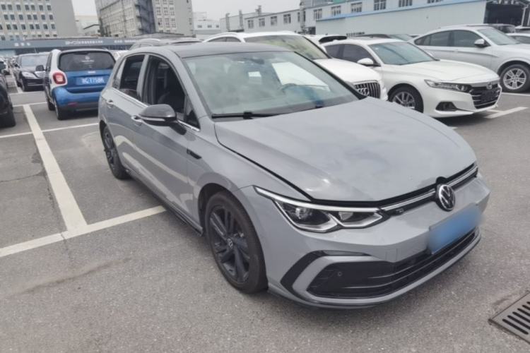 Used Volkswagen Golf 2021 280TSI DSG R-Line Front Right 45 Deg