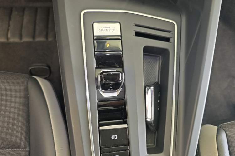 Used Volkswagen Golf 2021 280TSI DSG Pro Gear Lever