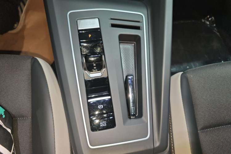 Used Volkswagen Golf 2021 280TSI DSG Pro Gear Lever