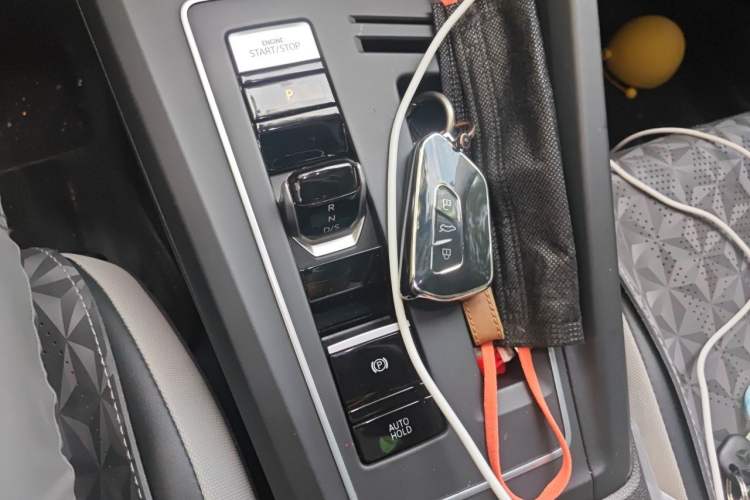 Used Volkswagen Golf 2021 280TSI DSG 30th Anniversary Edition Gear Lever