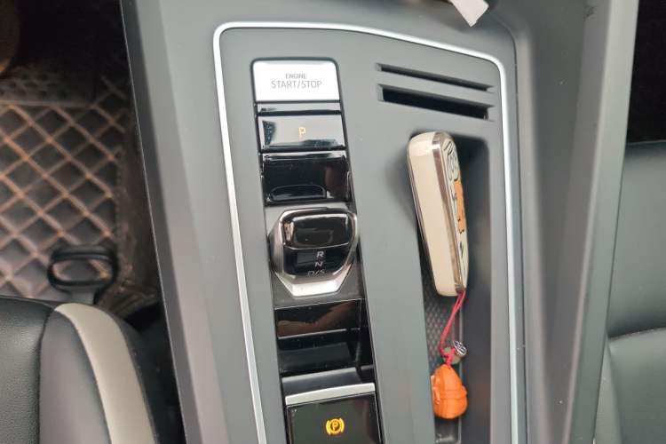 Used Volkswagen Golf 2021 280TSI DSG Pro Gear Lever