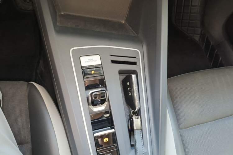 Used Volkswagen Golf 2021 280TSI DSG Pro Gear Lever