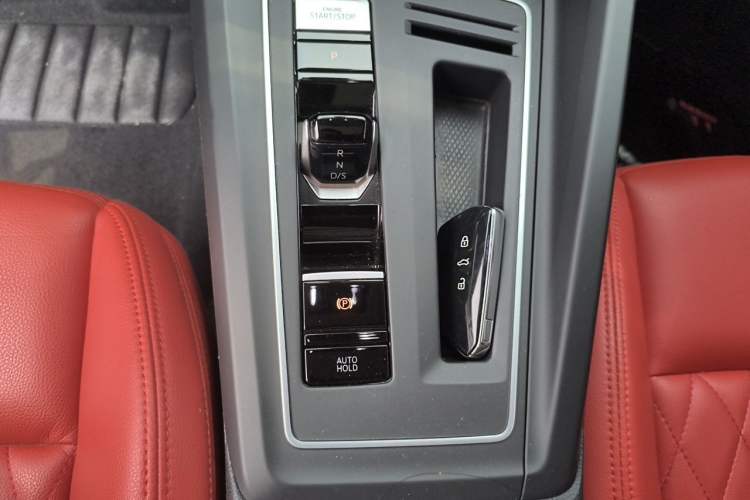 Used Volkswagen Golf 2021 280TSI DSG Pro Gear Lever